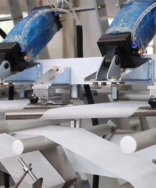 Máquina de conversión plegadora de toallitas húmedas, DCW-2700